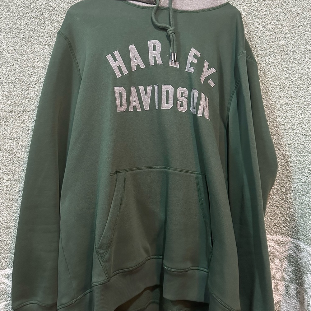 XL. Harley Davidson hoodie